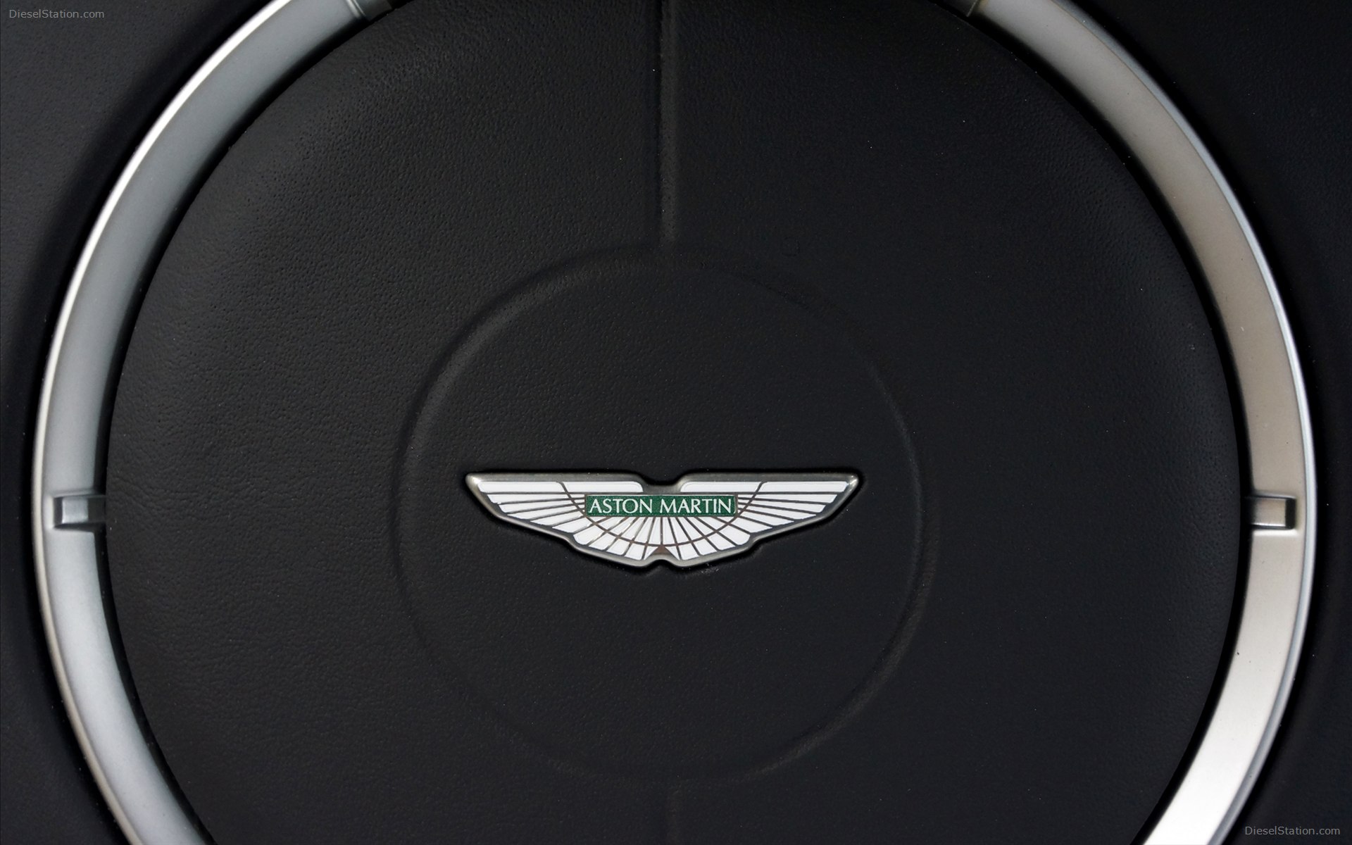 Aston Martin DB9 2013